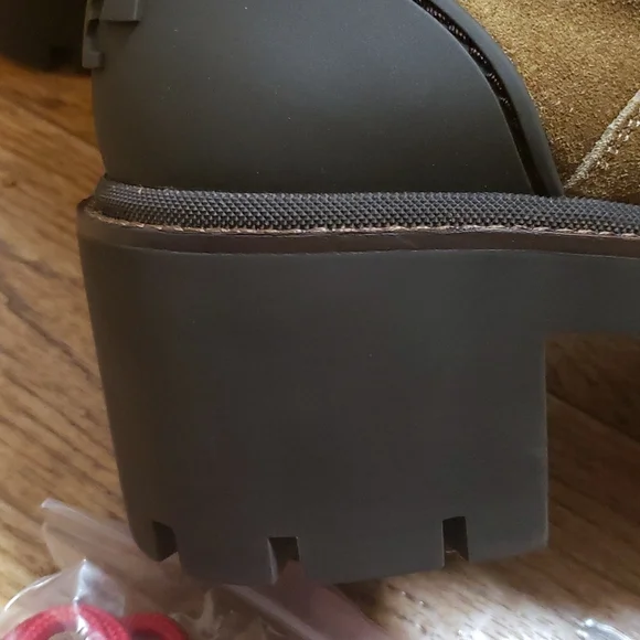 Tory Burch Lug sole ankle boots Size 10 1/2 Ankle Boots & Booties